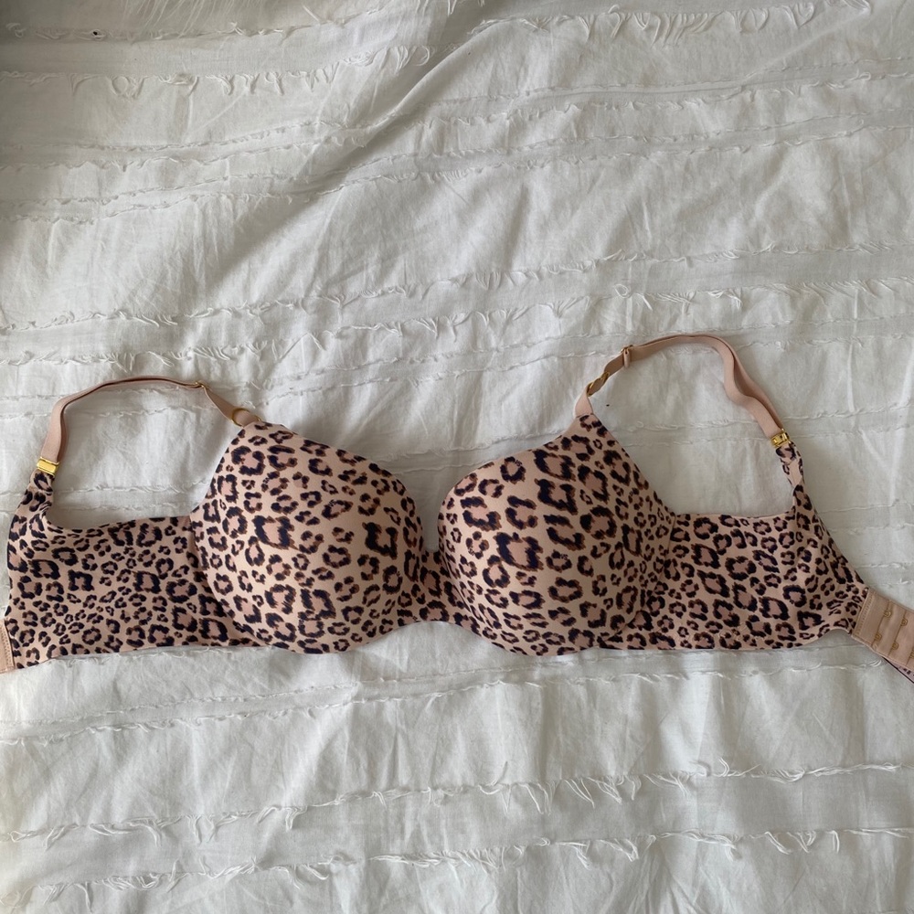 Victoria’s Secret cheetah bra